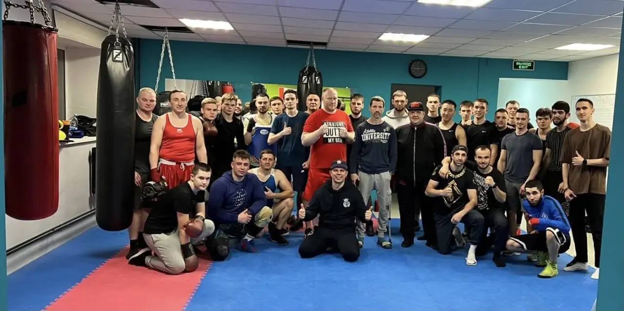 Клуб Апостол — групповое фото